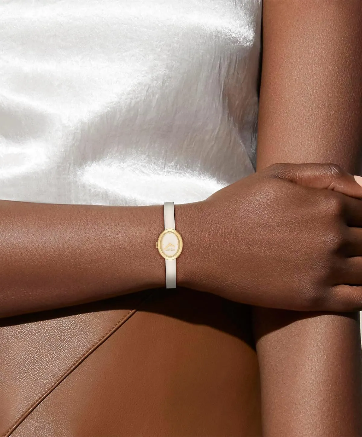 Coach Sammy Women's - 2H Quartz Watch - Calfskin Leather Strap - Water Resistant up to 3ATM/30 Meters - Gift for Her - Modern Design - Perfect for Everyday Wear - 22.5mm