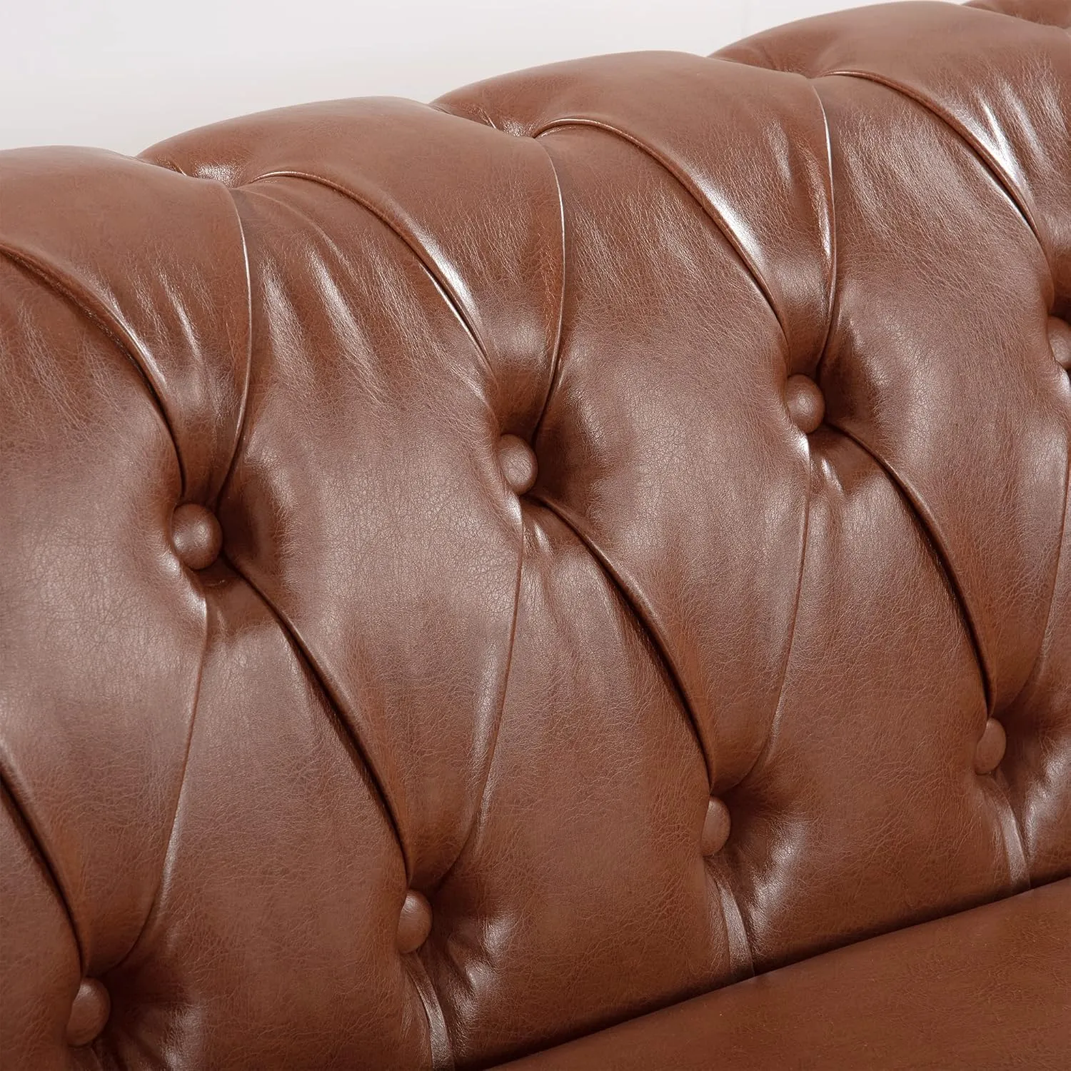 ERYE 3-Seaters Living Room Clasic Chesterfield Sofa Couch Button Tufted PU Leather Upholstered Sofa&Couch with Luxury Roller Armrest Soild Wood Legs Movable Cushions & Nailhead Decor