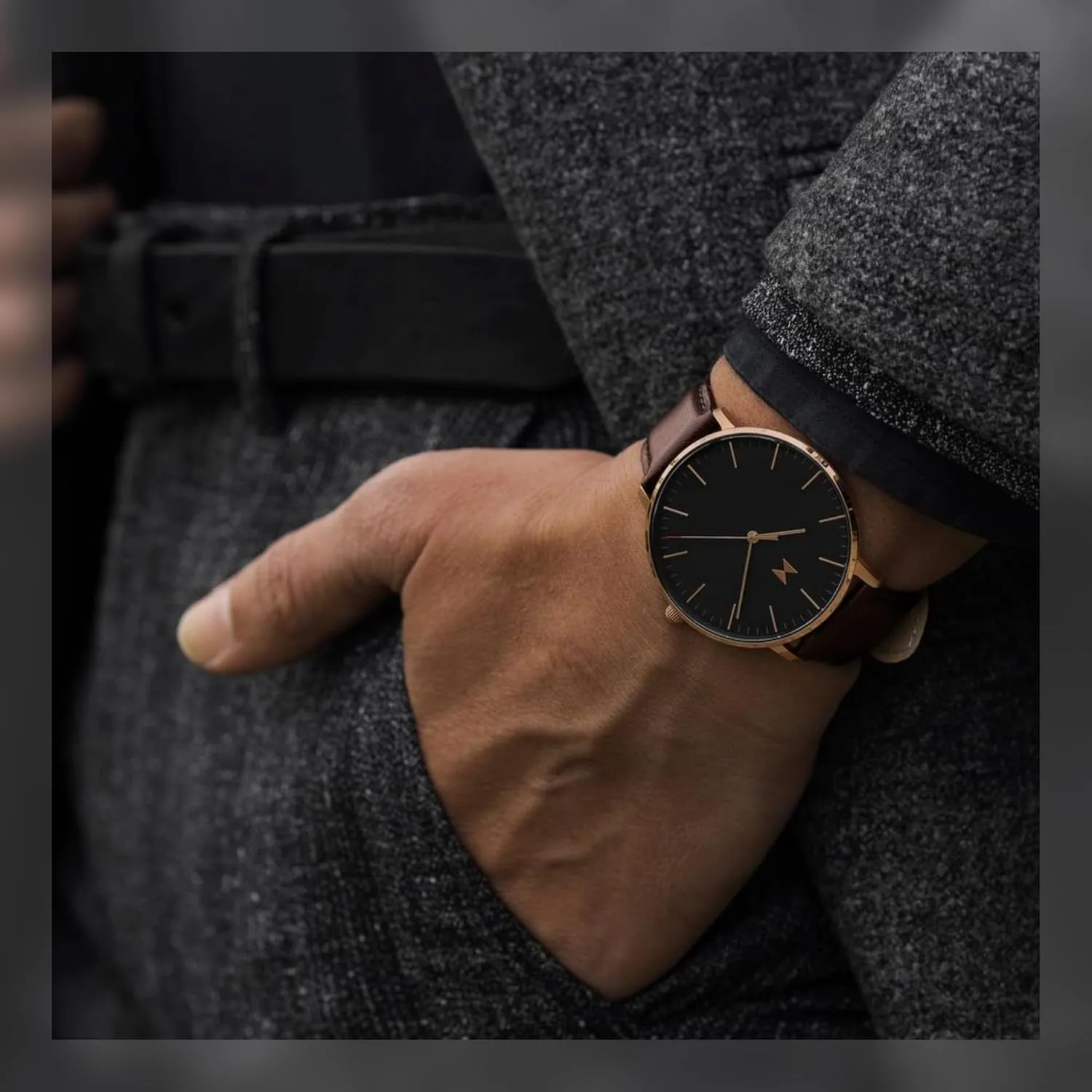 MVMT Men’s Legacy Slim Watch - Analog Watch for Men - Minimalist, Water Resistant 3 ATM/30 Meters Men’s Dress Watch - Premium Japanese Quartz Men’s Wristwatch - 42mm