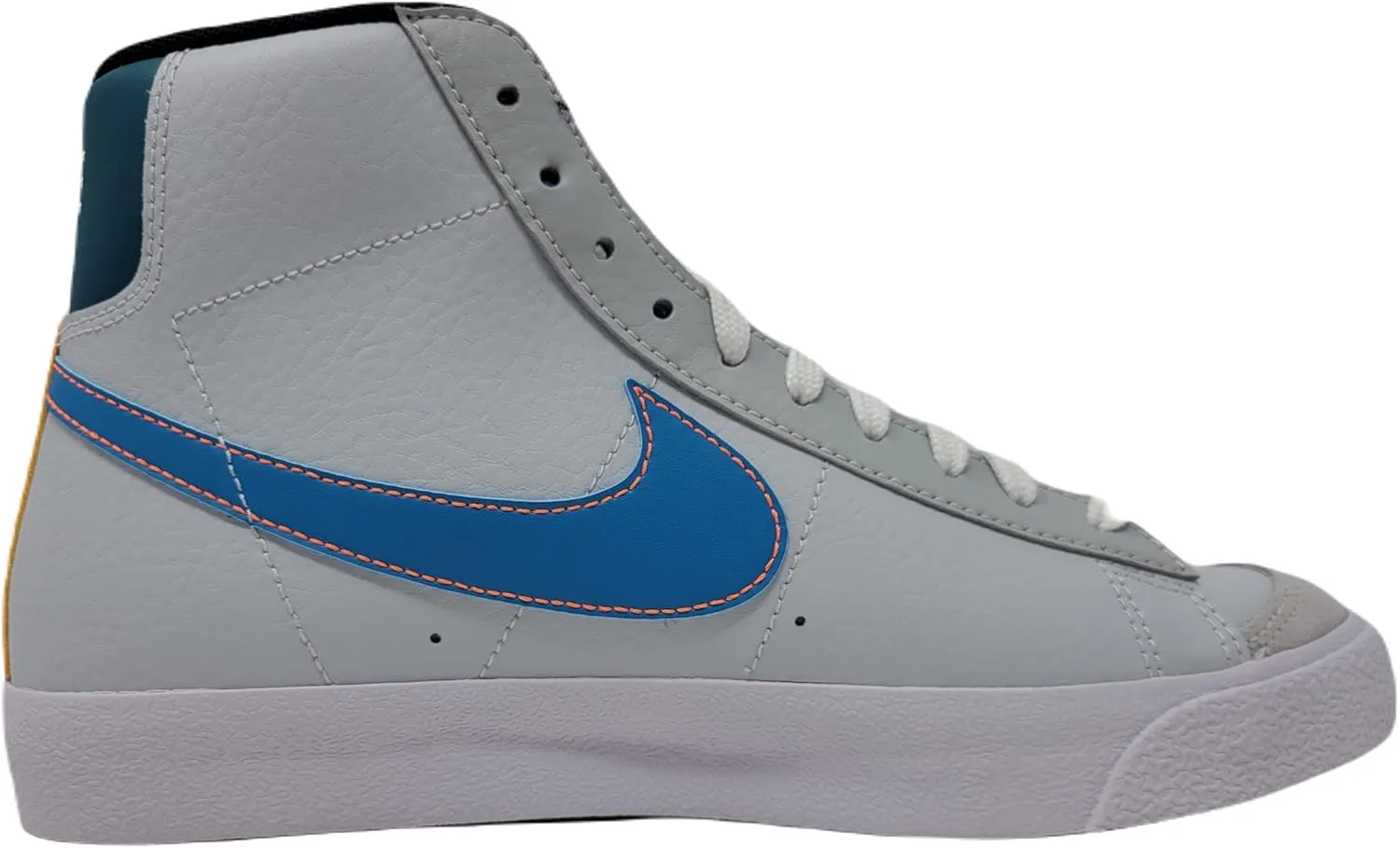 Nike unisex-child Blazer Mid 77