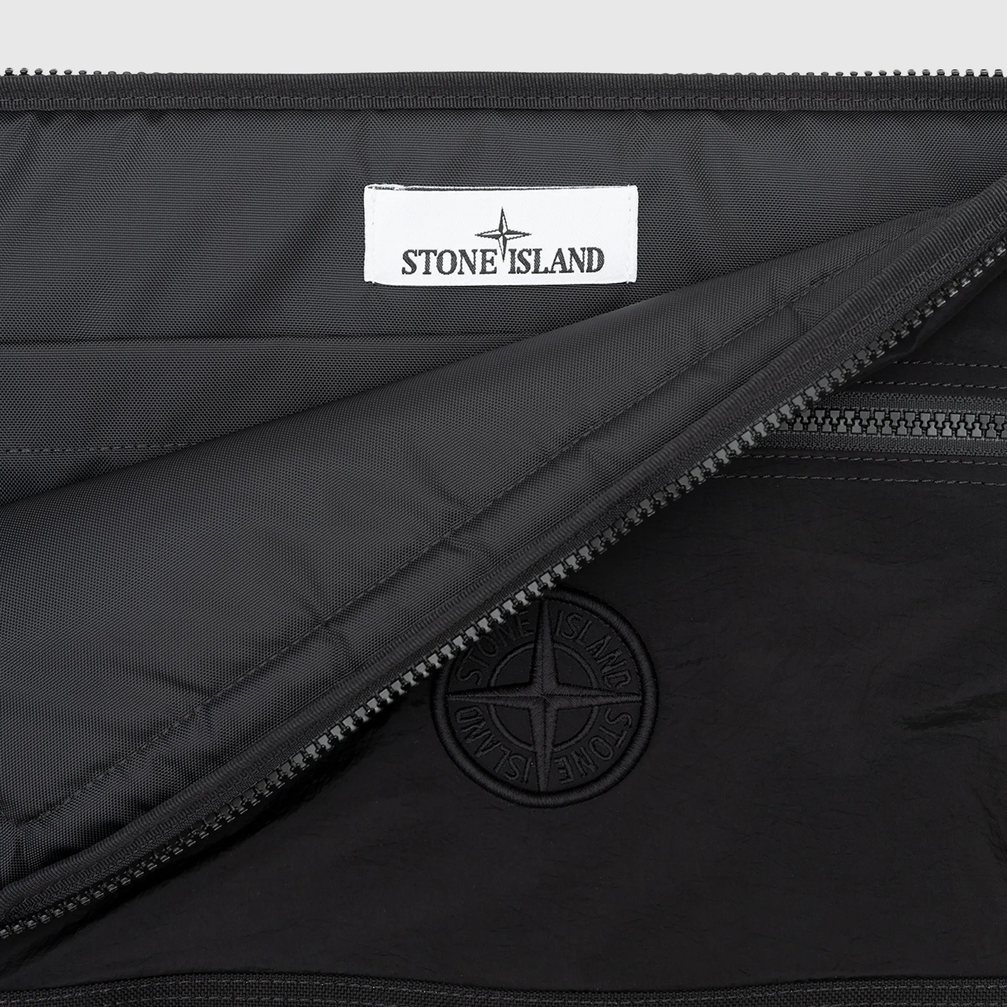 NYLON METAL IN ECONYL® LAPTOP CASE