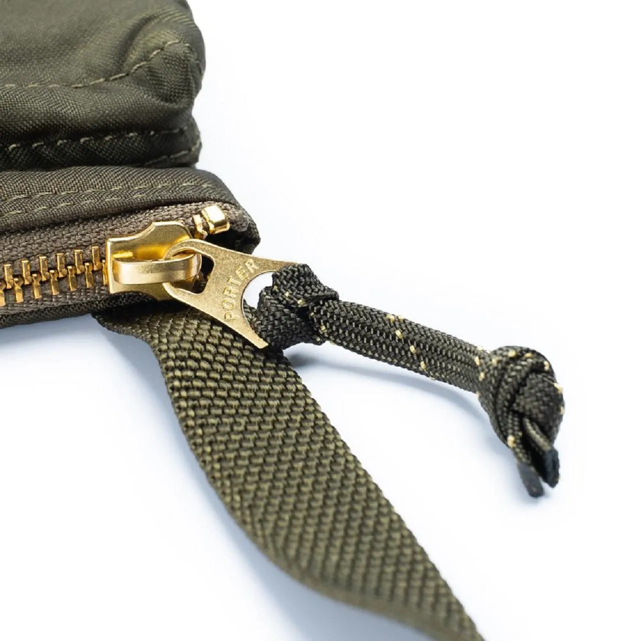 porter by yoshida force series shoulder pouch (olive)