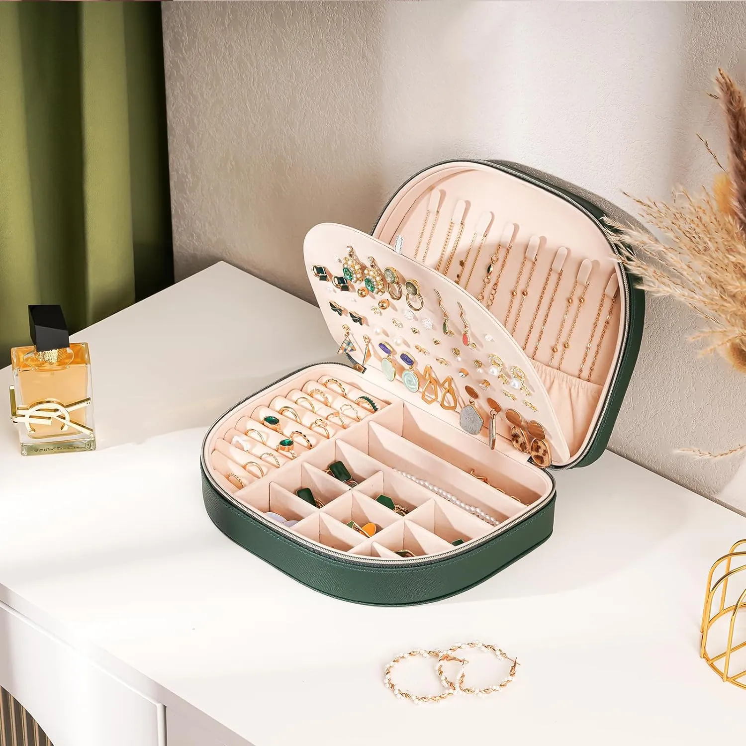 ProCase Travel Size Jewelry Box, Large Portable Seashell-Shaped Jewelry Case, 2 Layer Jewelry Organizer in PU Leather for Women -Emerald