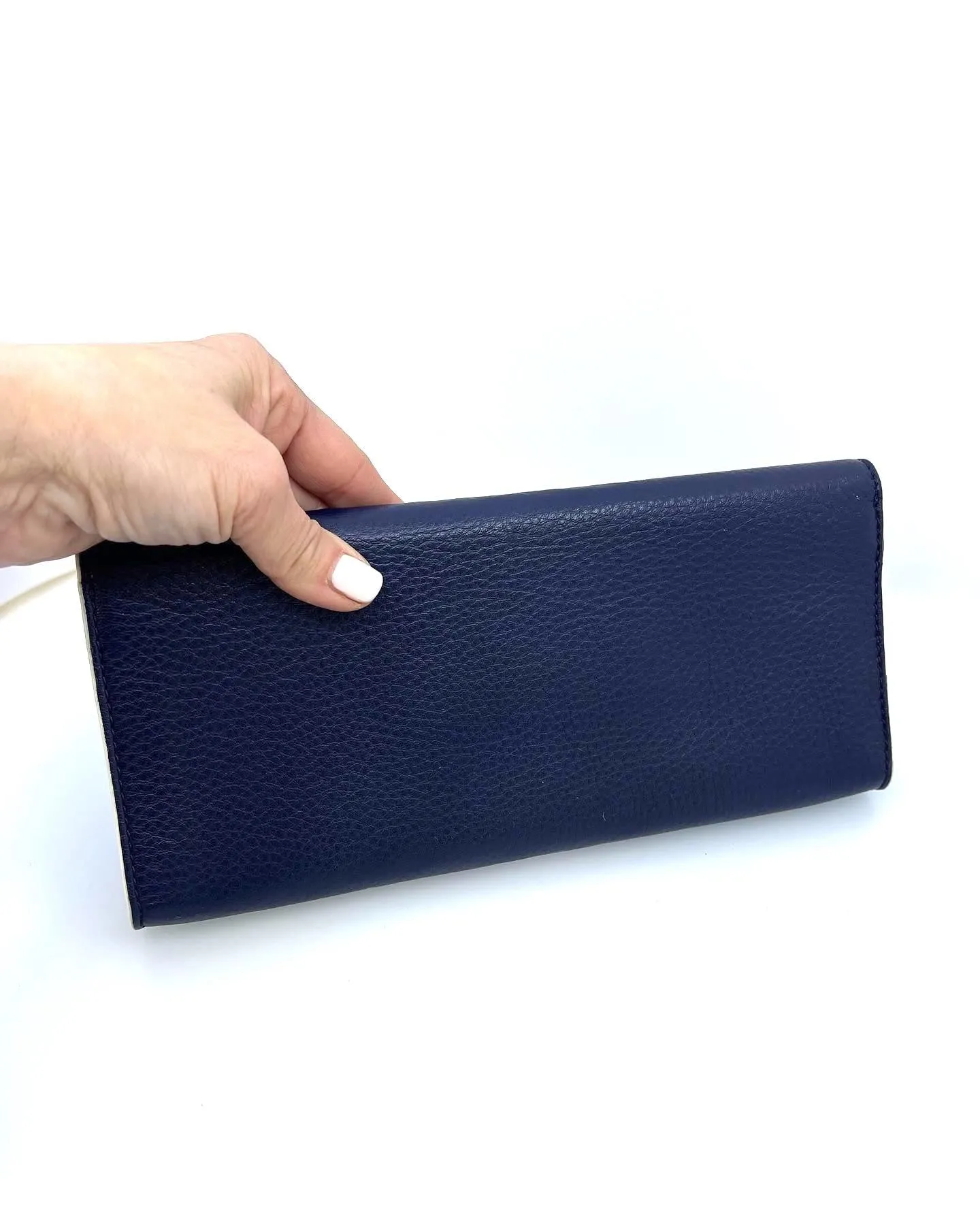TORY BURCH SERIF LEATHER CLUTCH BAG