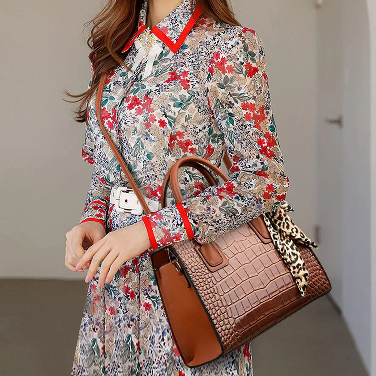 Women Fashion Handbag Crocodile Pattern Purse Shoulder Bag Bowknot Satchel Top-Handle Bag Tote for Work,Travel,Party