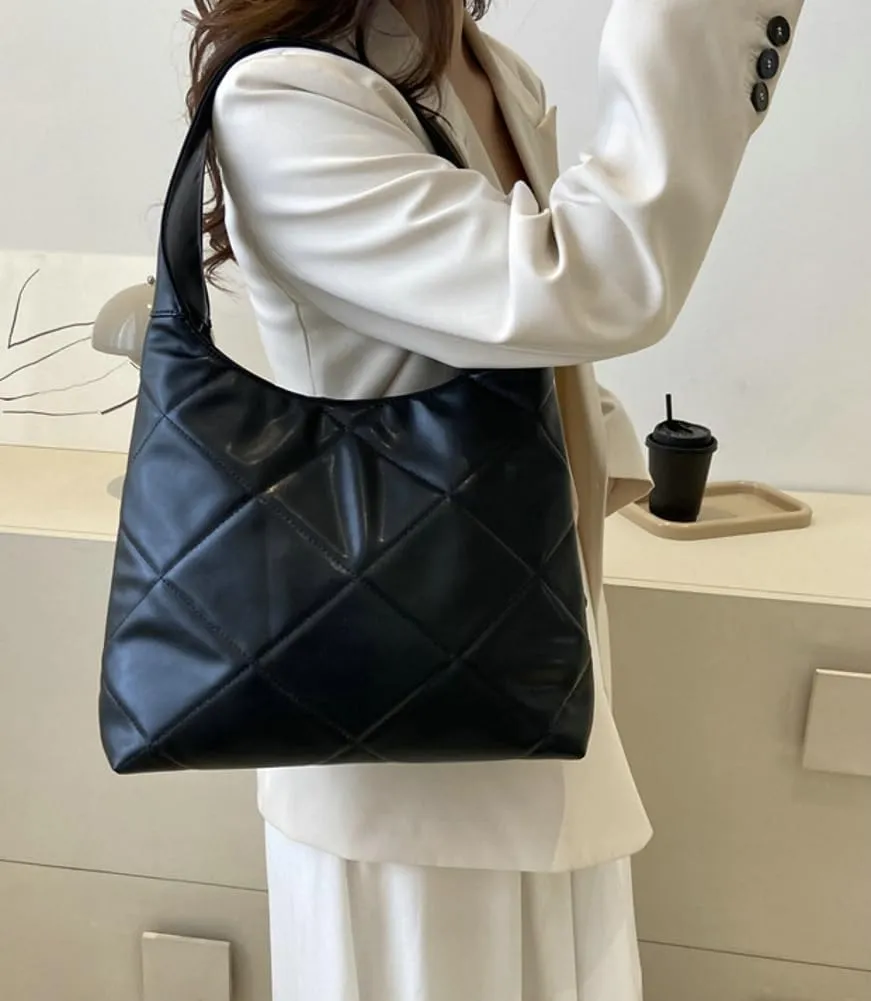 Women's Soft Quilted Shoulder Bag PU Leather Tote Bag Large Diamond Handbag Underarm Purse Top Handle Bag